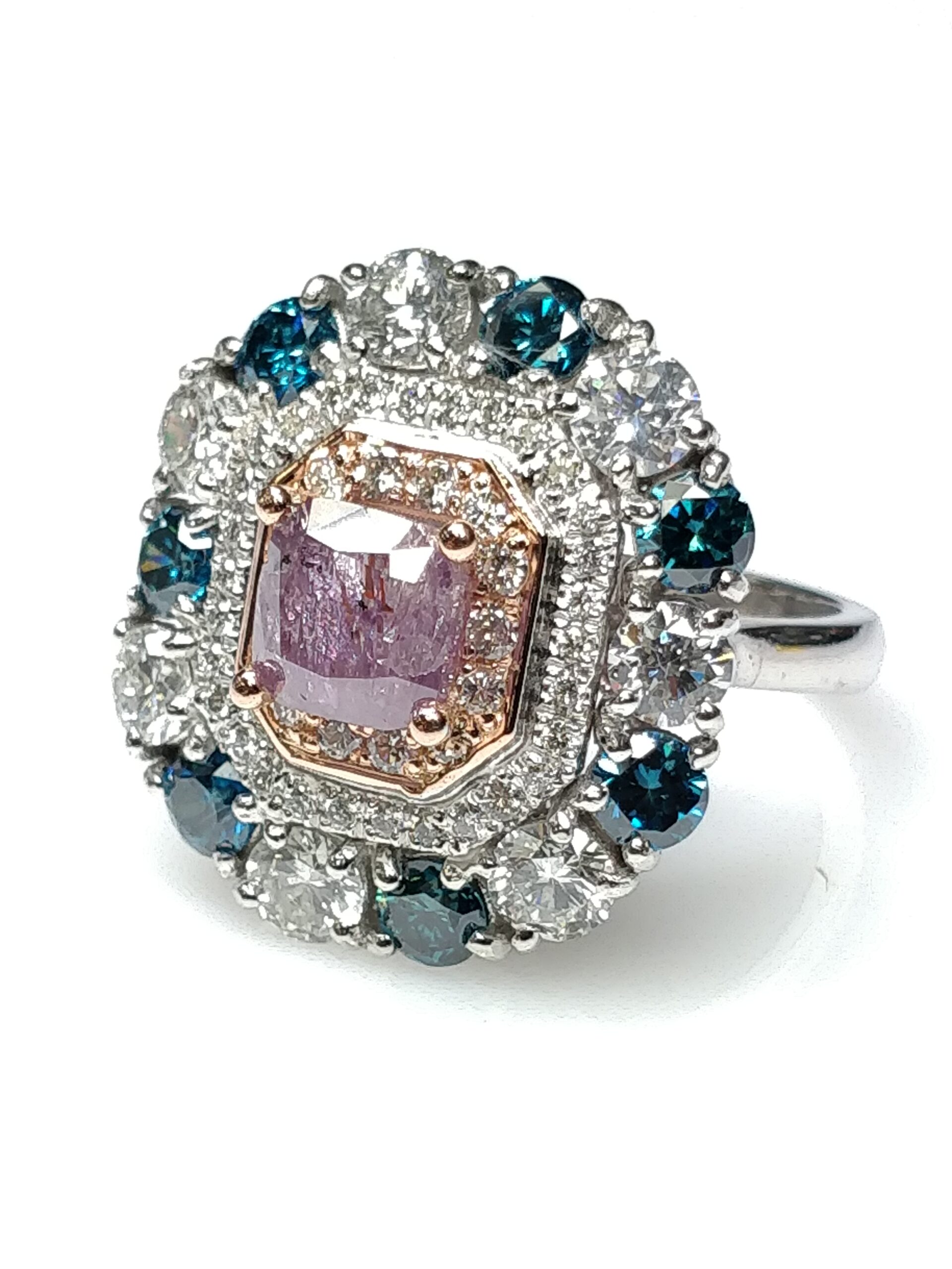 Lady’s 1.66ct Fancy Pink-Purple Diamond Ring (5.32ct TW)