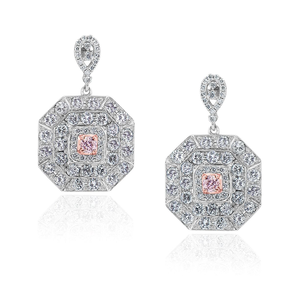 One Pair of 0.31ct TW Argyle Pink Diamond Earrings (9.23ct TW)