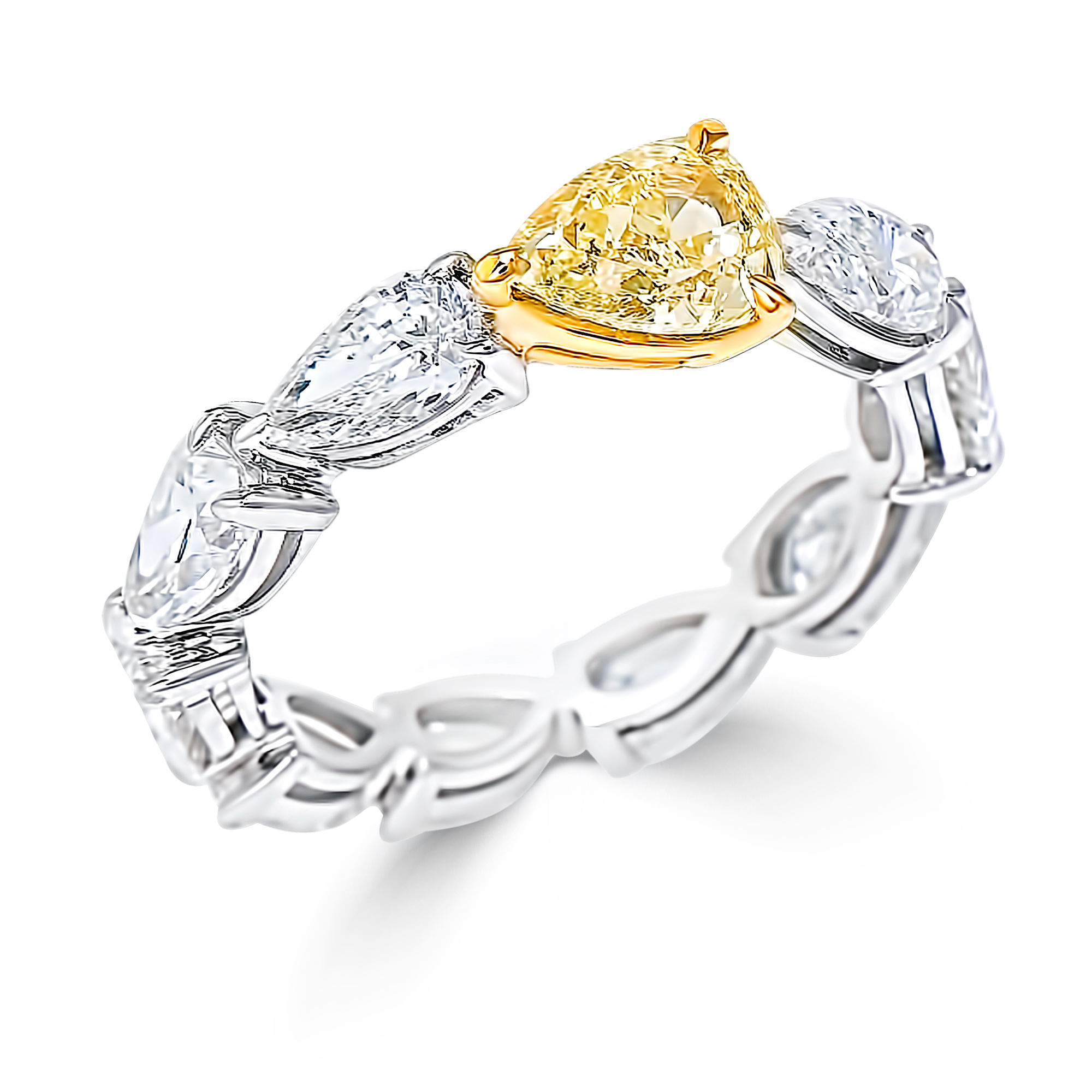 Lady’s 1.10ct Fancy Yellow Diamond Ring (4.58ct TW)
