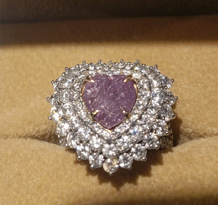 Lady’s 3.03ct Fancy Pink-Purple Diamond Ring