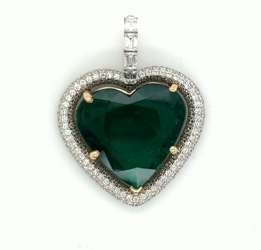 21.61ct Colombian Emerald & Diamond Pendant (24.88ct TW)